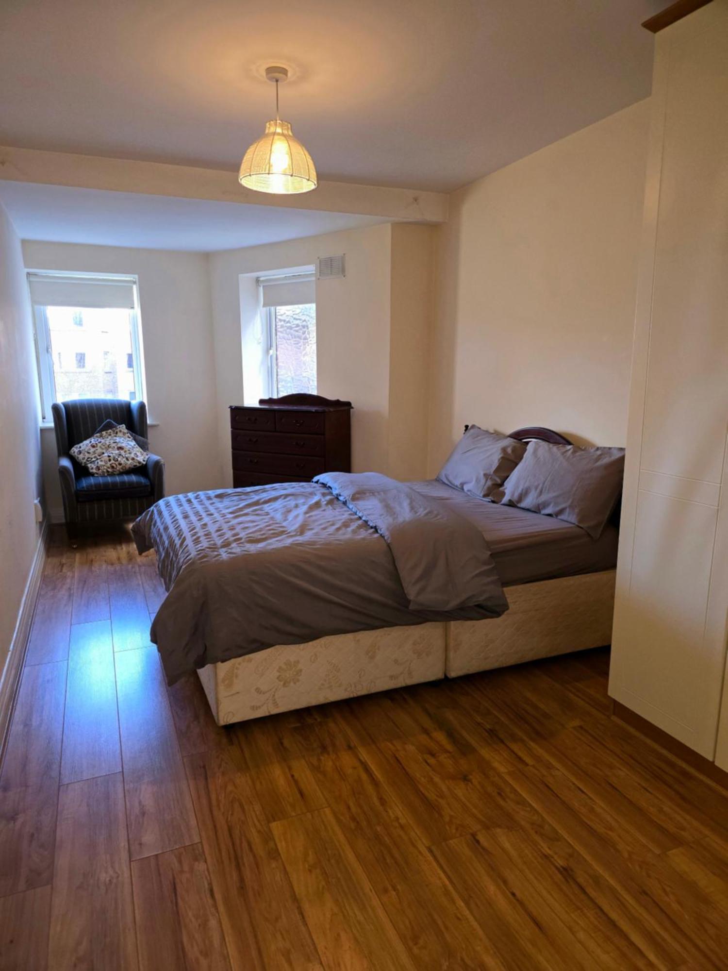 Gracian Omb Dublin Apartment Exterior photo
