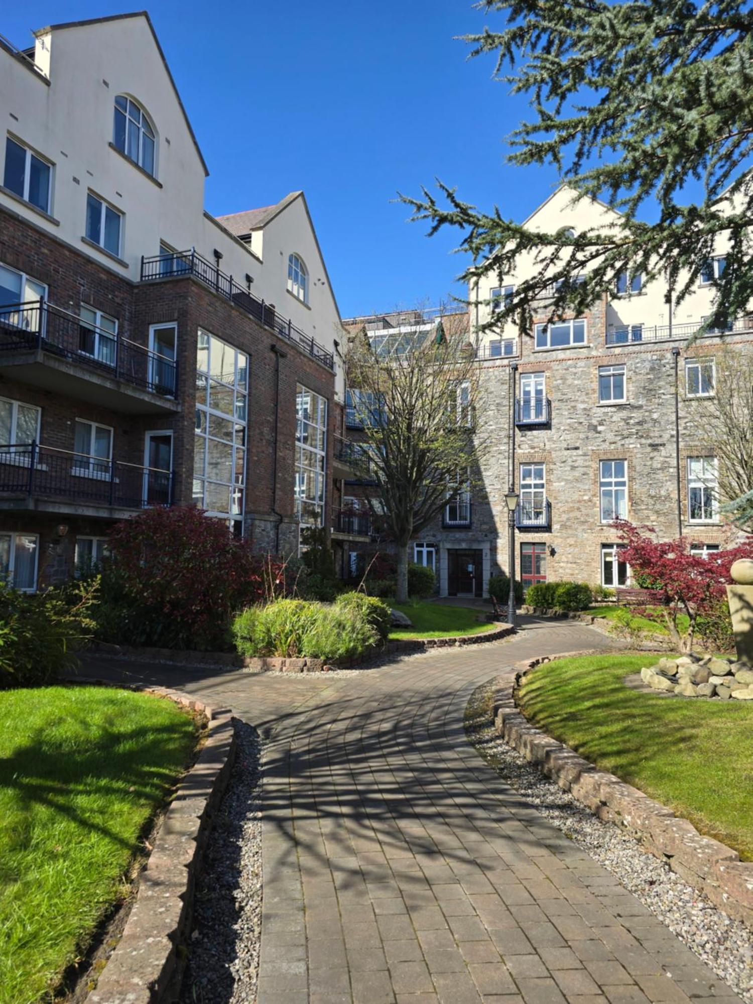 Gracian Omb Dublin Apartment Exterior photo